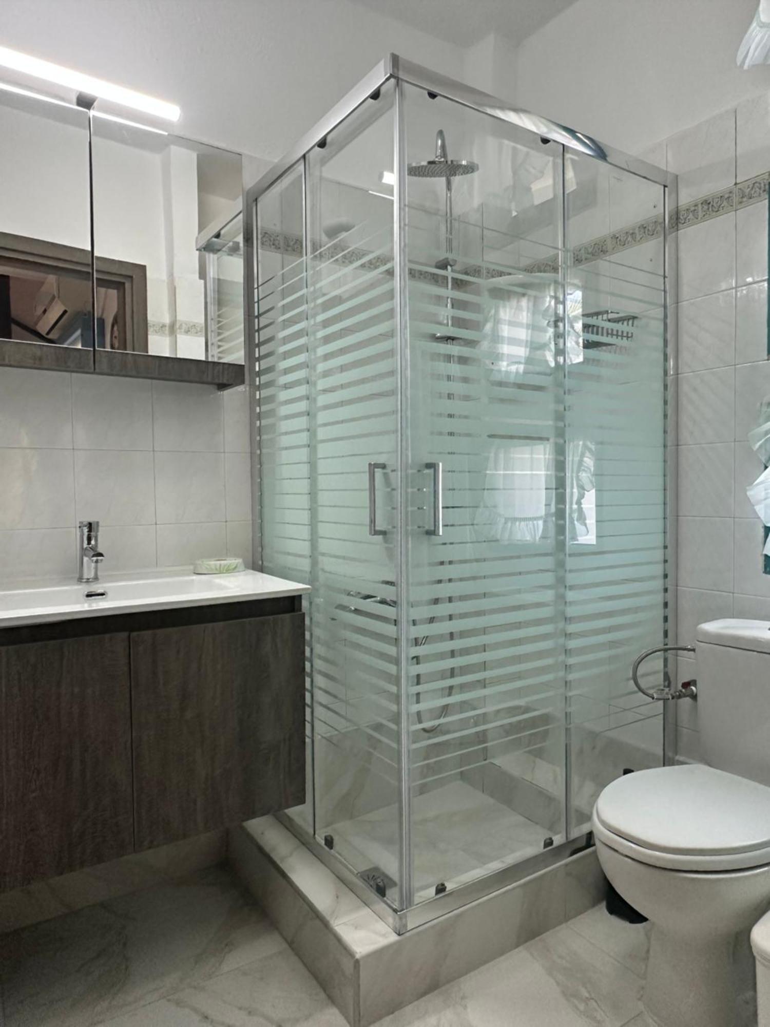 Emerald Seaside Apartment In Pefkohori 佩科霍里 外观 照片